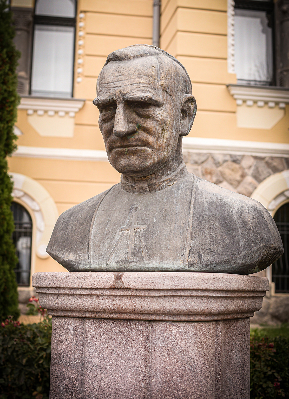 László F. Csaba